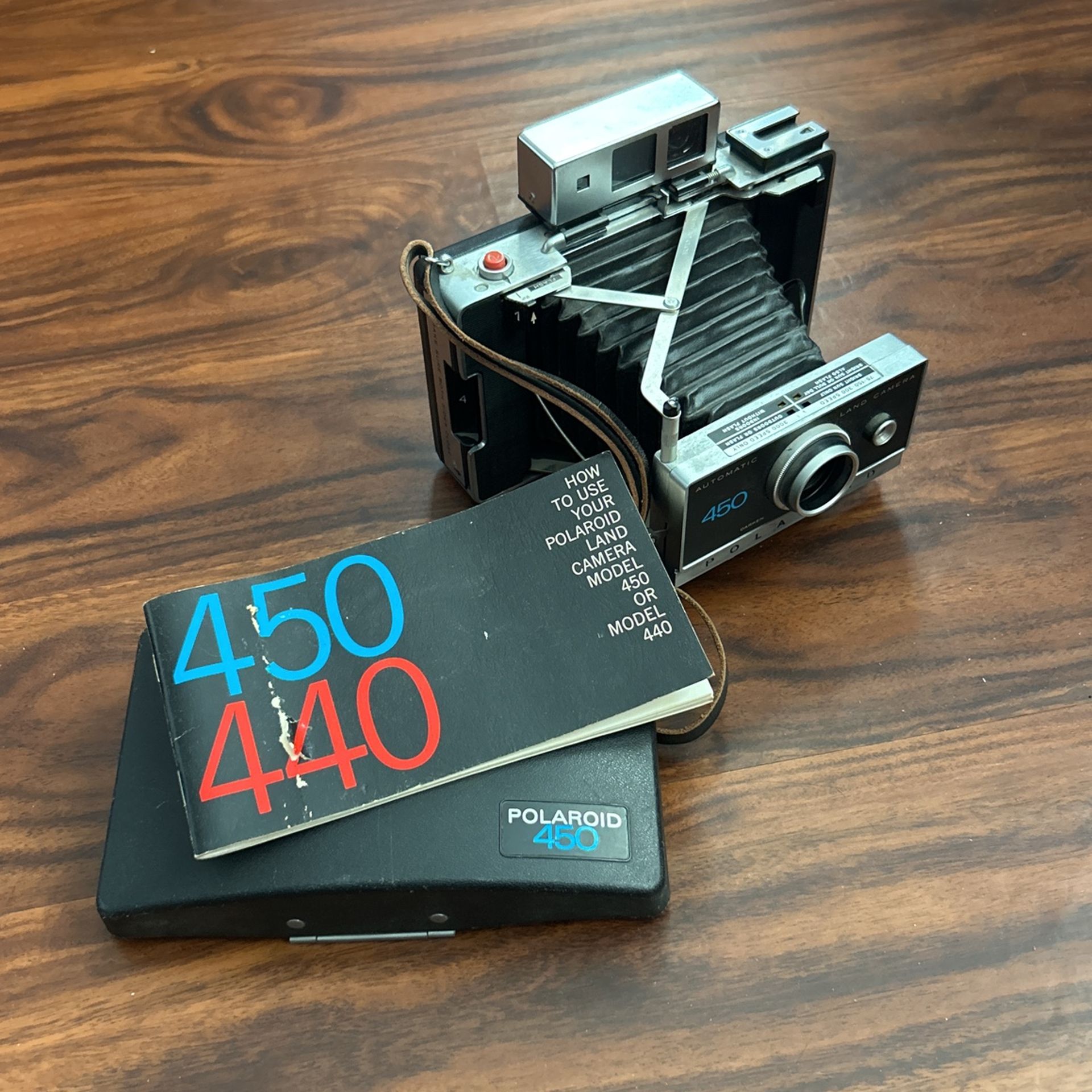 Vantage Polaroid 450 Camera