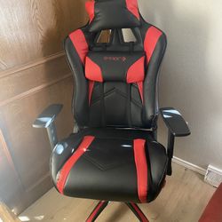 emerge gaming chair 