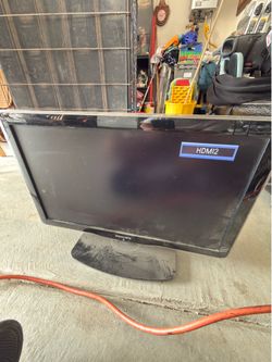 Philips 19 inch non a smart TV comes with remote but is missing the back cover