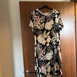LuLaRoe Asymmetrical Short Sleeve Maxi Dress 3XL
