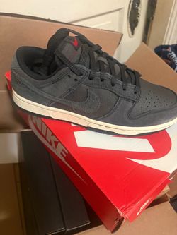 Nike Dunk Low Dark Grey Red Sneaker new size 7
