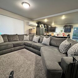 Sectional Couch 