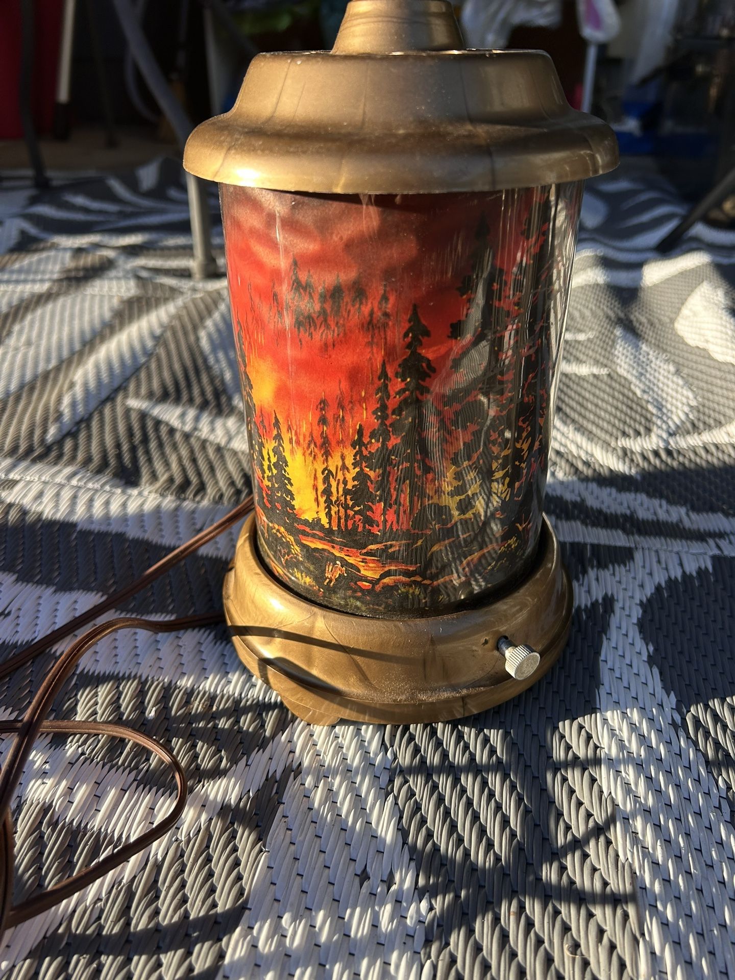 Vintage Motion Lamp