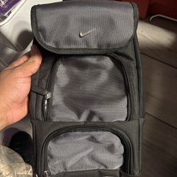 Nike Upright Insulated Zippered Lunchbox Black/silver One Size