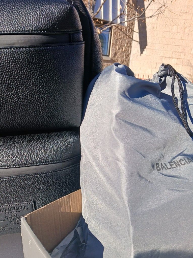 Size 11 BALENCIAGA 45 Adding TRUE RELIGION Leather Back Pack. 