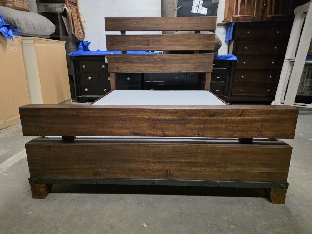 Brown Rustic Style Queen Size Platform Bed Frame