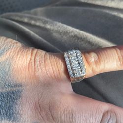 14k Gold And Diamond Mens Ring Size