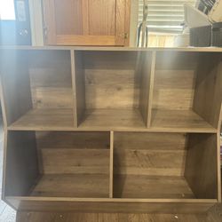Bookshelf 
