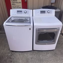 LG washer and dryer gas set with Steam