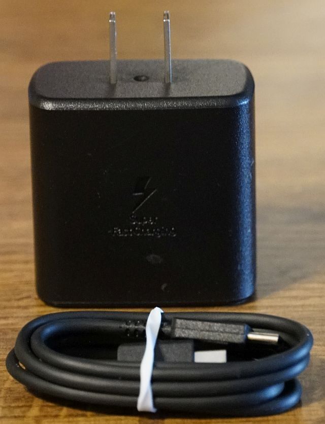 Cell Phone Charger Adapter & Cable 