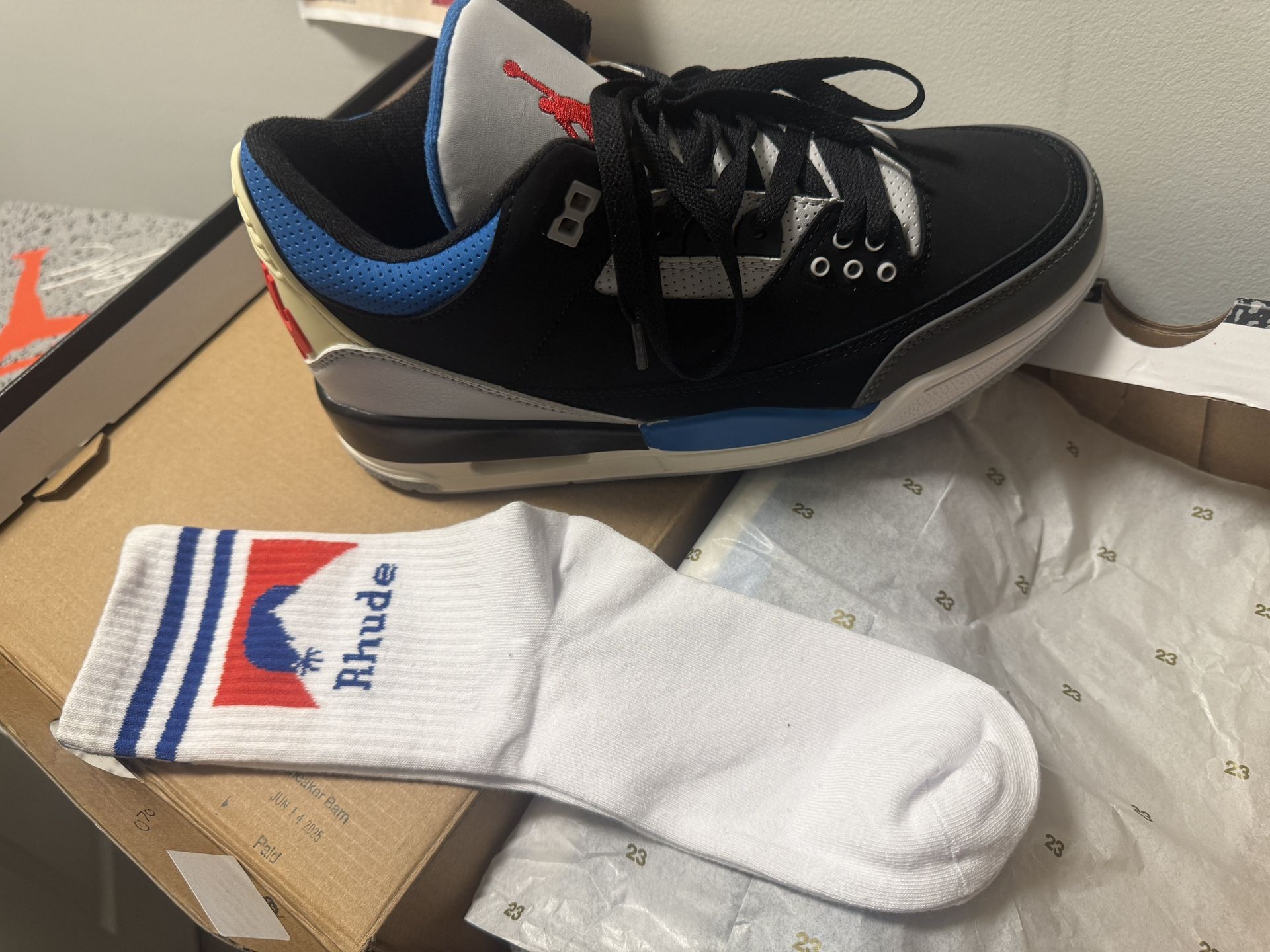 Jordan 3 Rare Air Size 9 1/2 $150 Too Small For Me.