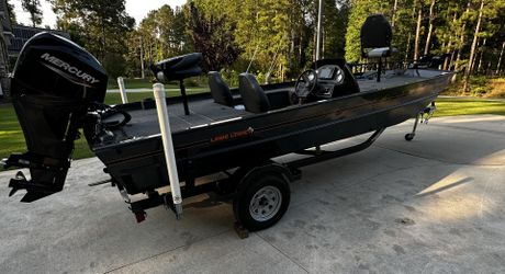 2021 Manufacturer Lowe Legacy