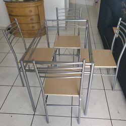 Small Kitchen Table  With 4 Chairs New Need Top 