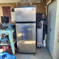 Maytag fridge stainless steel works great