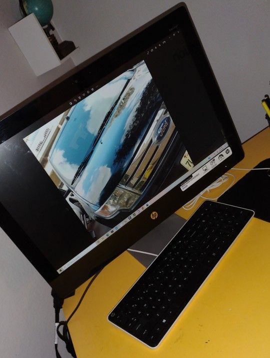 HP PAVILION Desktop 🖥️ Computer Touch Screen