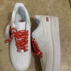 Nike supreme Air Force 1