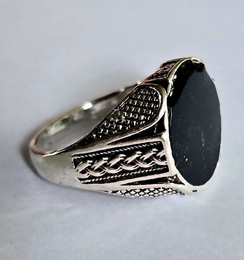 BEZEL SET BLACK ONYX OVAL POLISHED CABECHON MENS NEW SIZE 10 RING