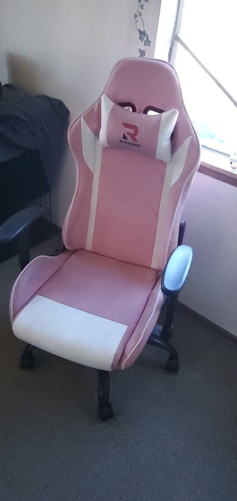 Rimiking Pink Gaming Chair