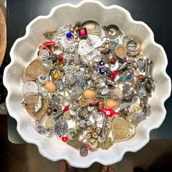 Bundle of metal jewelry charms mostly vintage & some new