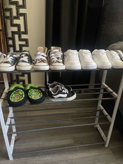 Toddler shoes size 5c NOT FREE ! Please read description