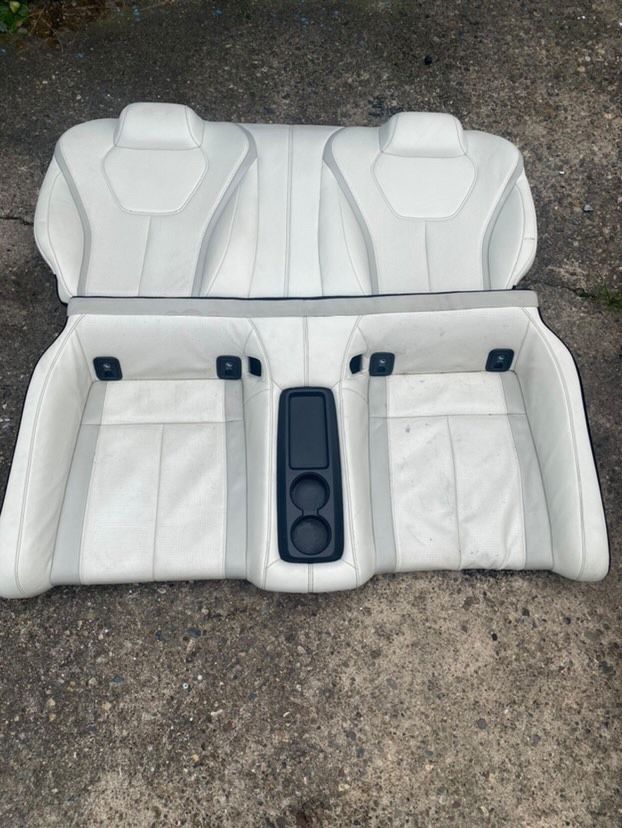 Infiniti Q60RS/Q60S REAR SEATS