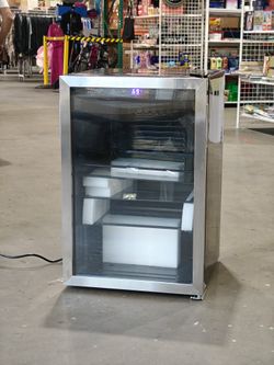 Frigidaire Gallery 4.4 cu. ft. 128-Can Beverage Center