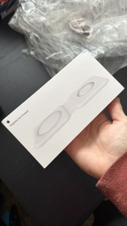 Apple MagSafe Duo Charger for Watch phone AirPods
