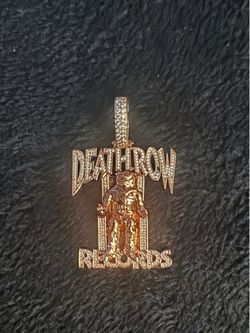 Rose Gold Death Row Medallion with Cuban Chain