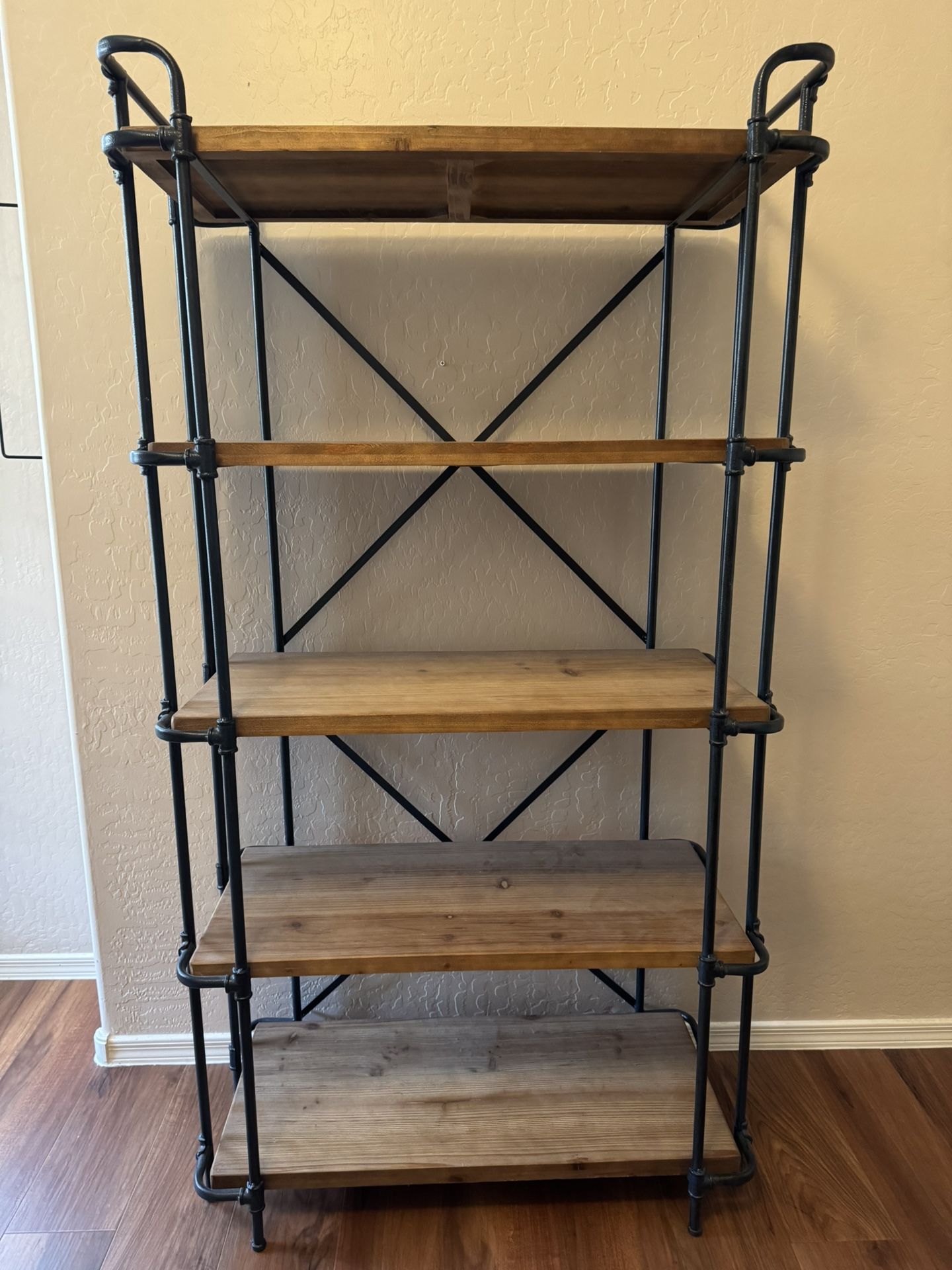 Standing shelve