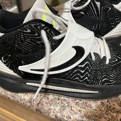 Nike KD 14 TB Black and White size 13 