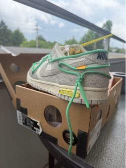 OFF WHITE DUNKS Lots #14