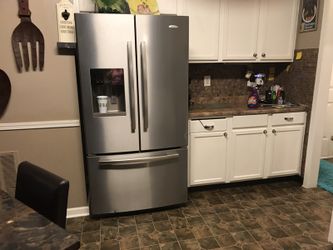 Refrigerator like new