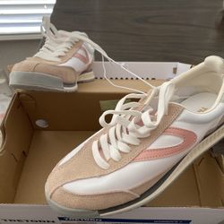 Women’s Shoes