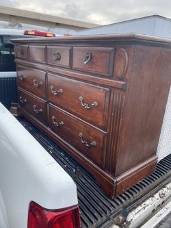 Wood dresser