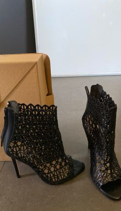 Zara booties Sz 5