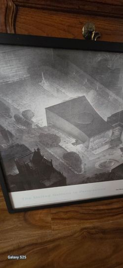Vintage UN Headquarters framed poster. 30 x 25"