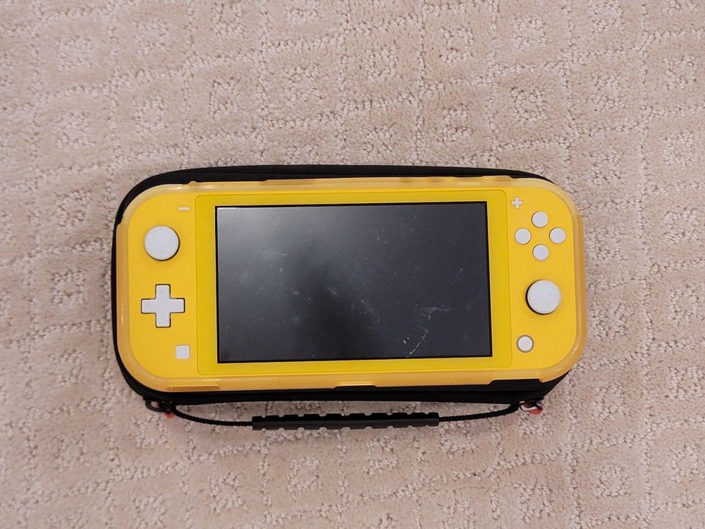 Nintendo Switch Lite - Barely Used for Sale in Gainesville, GA