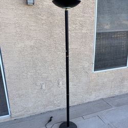 Tall Halogen Lamp (black)