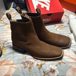 Low top boots 