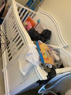 BABY BED DRESSER COMBO 