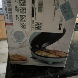 Omelette maker
