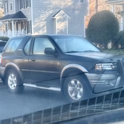 2 Cars For One Price [SUV/Rodeo Sport V6] 