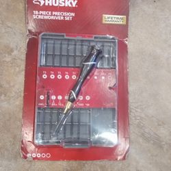 18 Piece Screw Driver Set