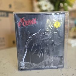Sdcc Mezco Doc Nocturnal: Dark Shadow Edition