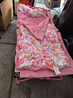Girls fold up bed