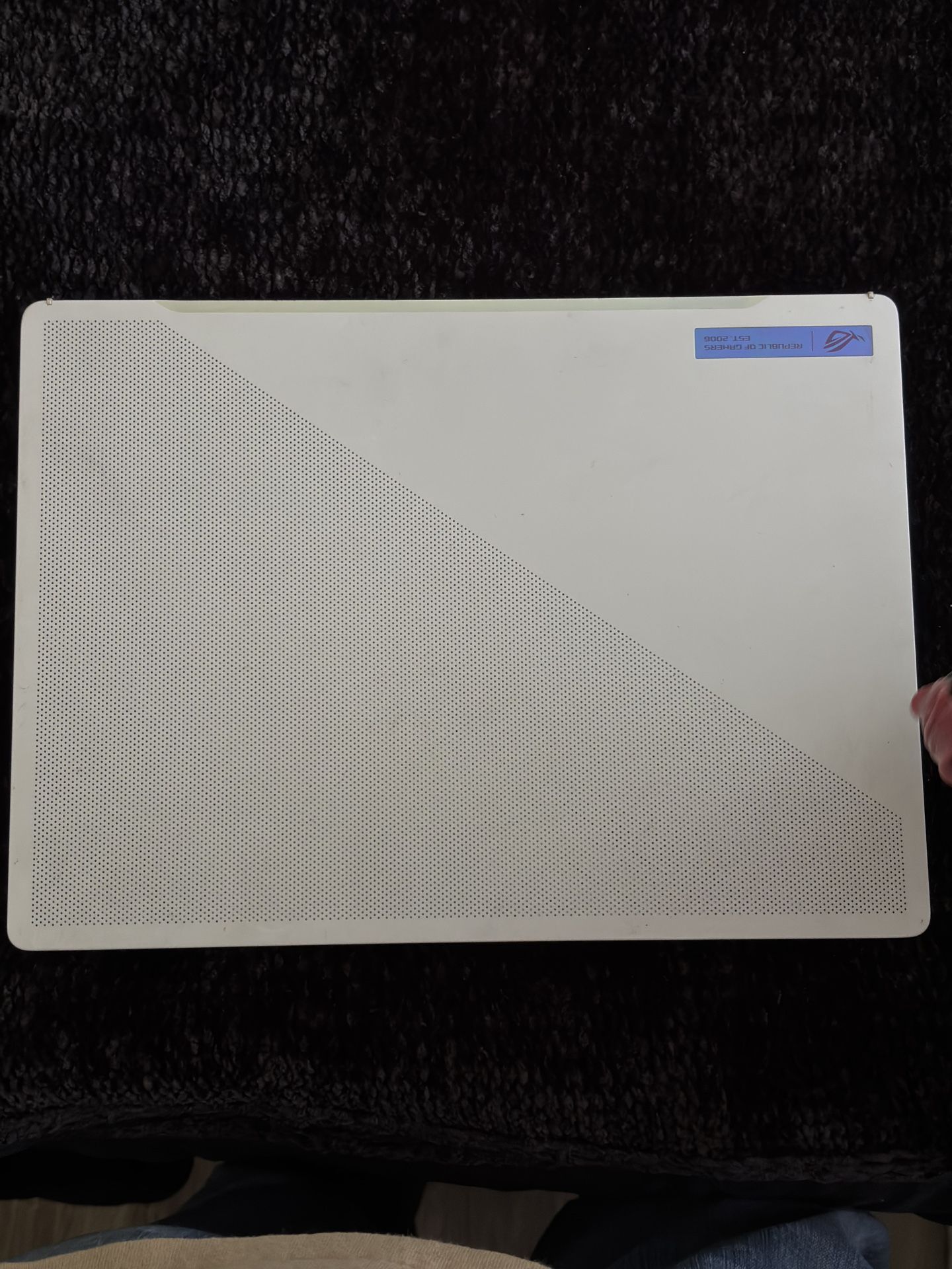 Zephyrus G14 (2022) + Aoostar Ag02 Dock + 4070 Super