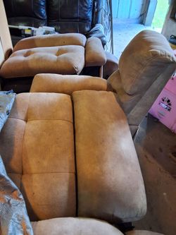Recliner sofa with console
