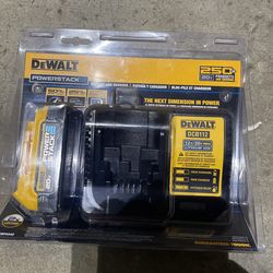 Dewalt Power stack 
