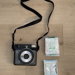 Fujifilm Instax Square SQ6 Instant Camera + Extra Film