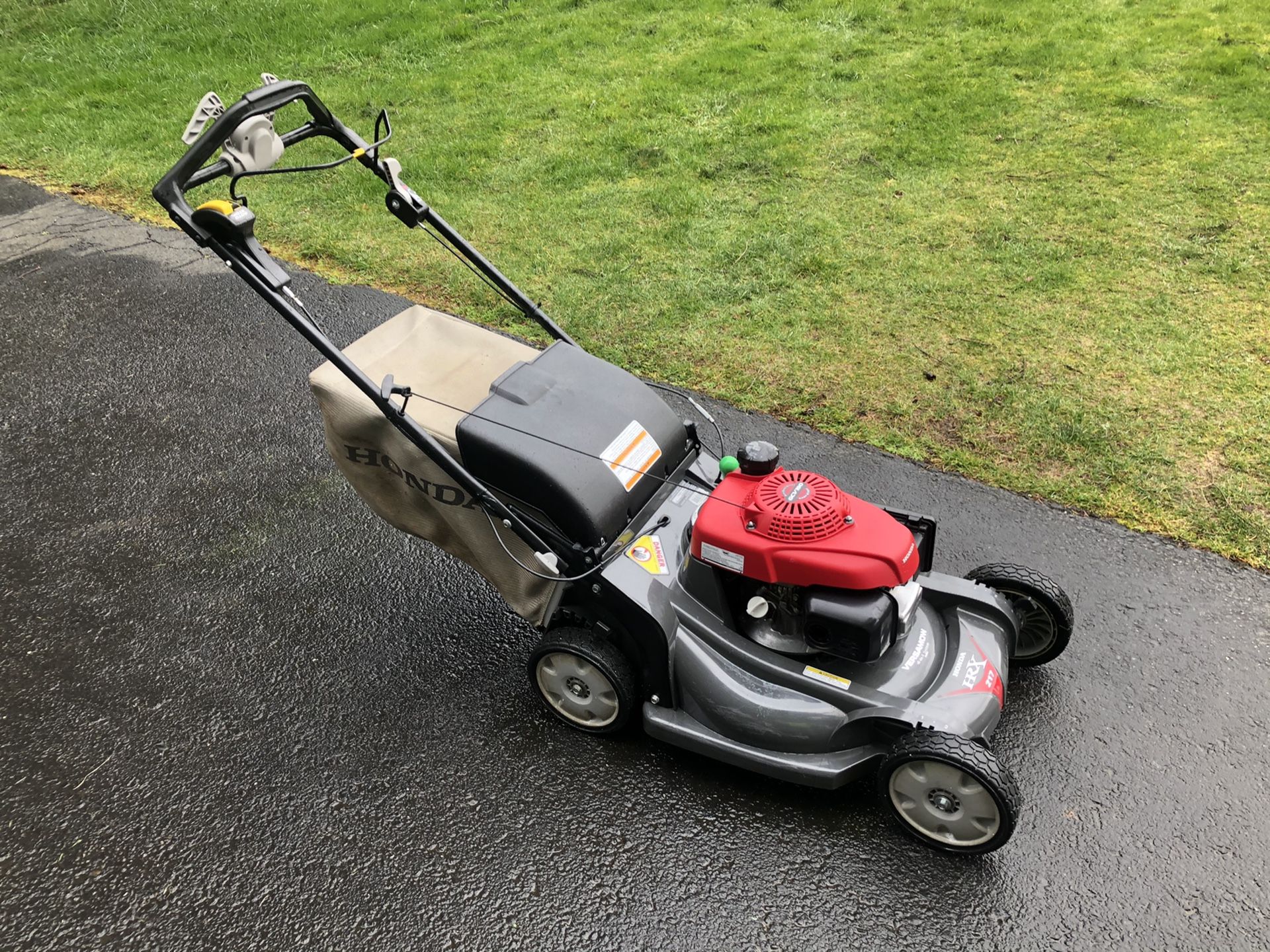 Honda HRX 217 Lawn Mower for Sale in WA OfferUp